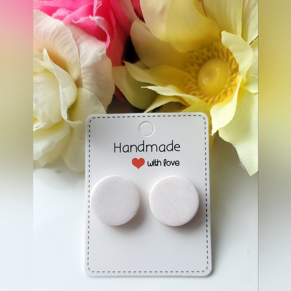 Polymer Clay Elegant white round stud earings